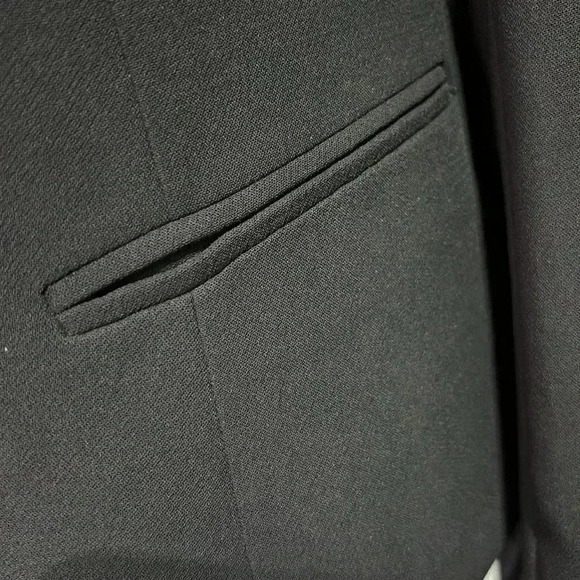 Talbots Petites Blazer,Double breasted, button,lined,shoulder pads,faux pockets - Picture 4 of 12